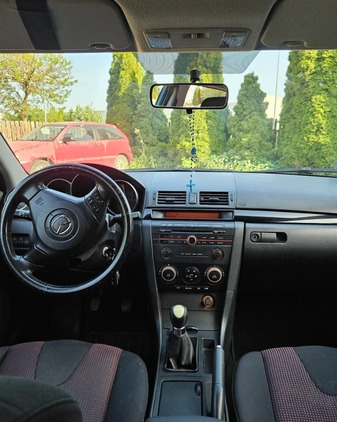 Mazda 3 cena 3900 przebieg: 250000, rok produkcji 2005 z Warszawa małe 254